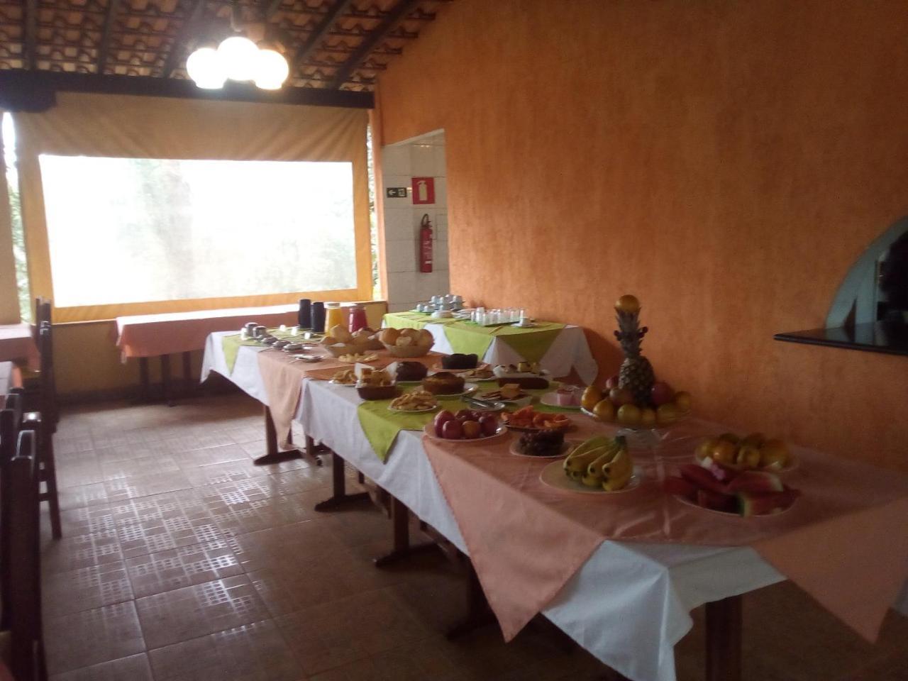 Hotel Pousada Vovo Duda Каете Екстер'єр фото